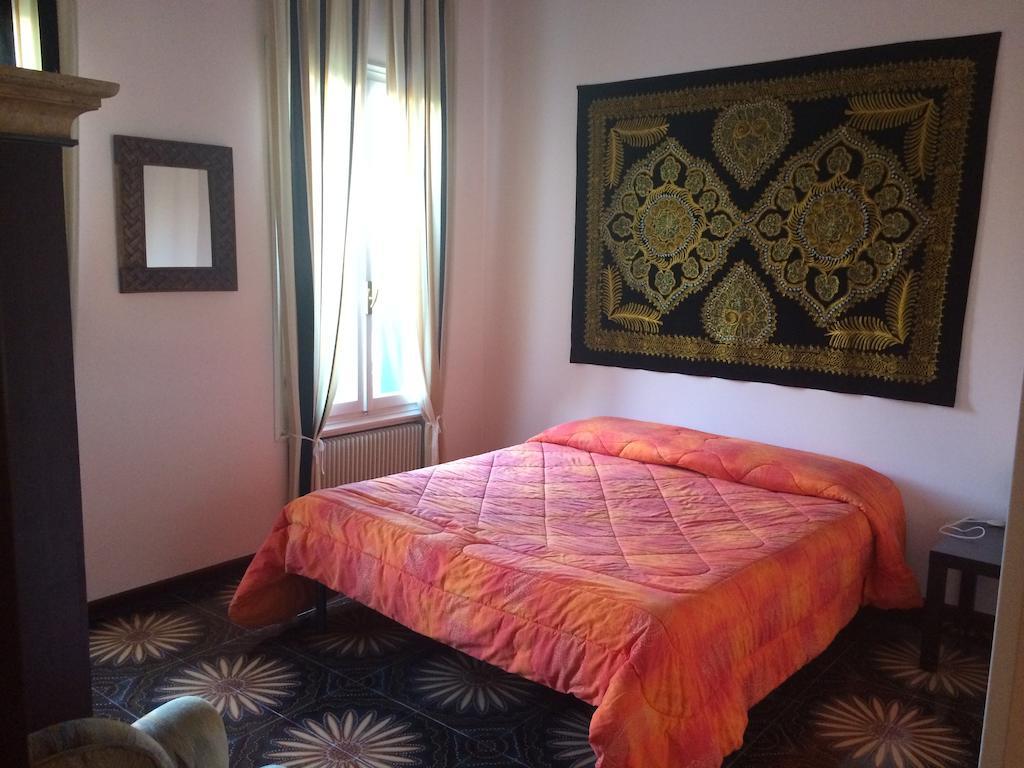 Bed & Breakfast Don Carlos San Martino di Lupari Стая снимка